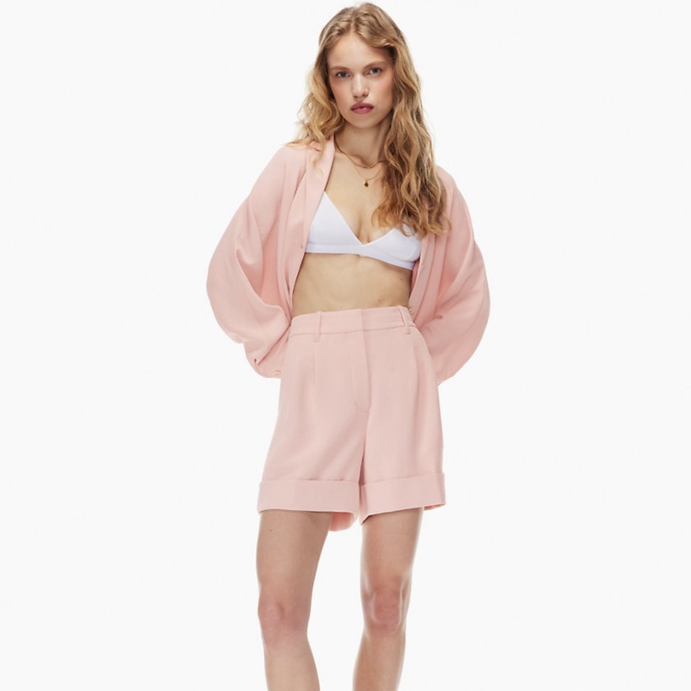 Wilfred High-waisted cuffed shorts!